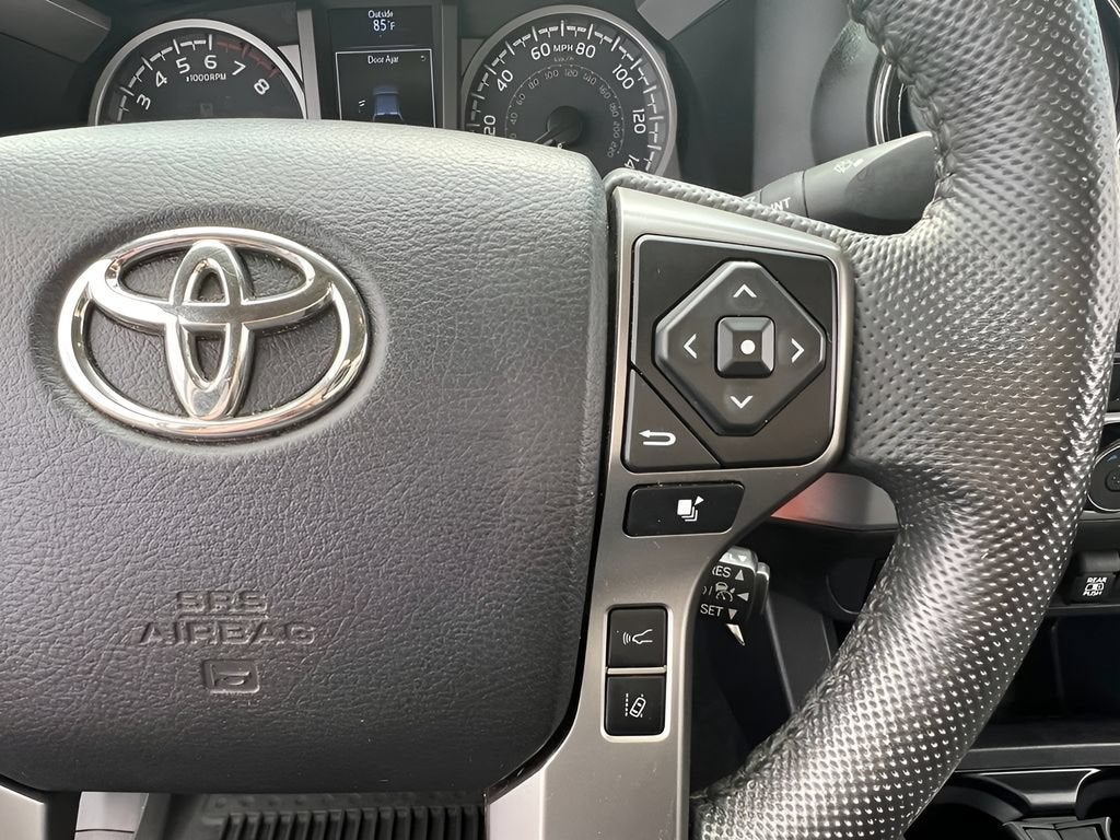 2022 Toyota Tacoma 2WD SR5