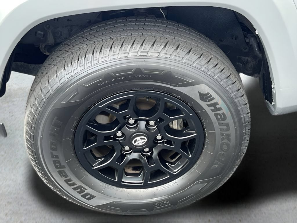 2022 Toyota Tacoma 2WD SR5