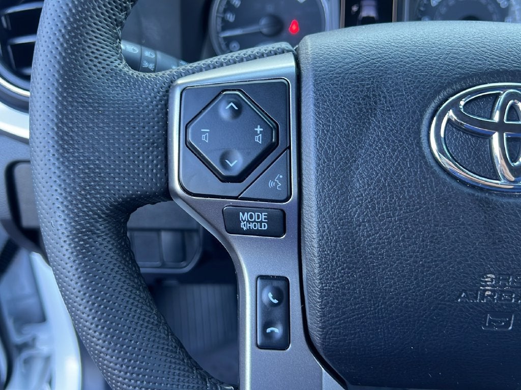 2022 Toyota Tacoma 2WD SR5