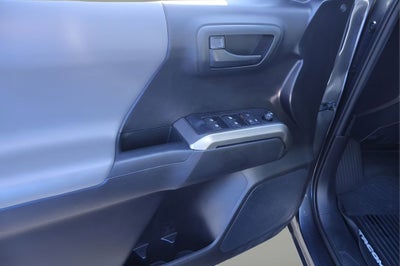 2020 Toyota Tacoma 2WD SR5