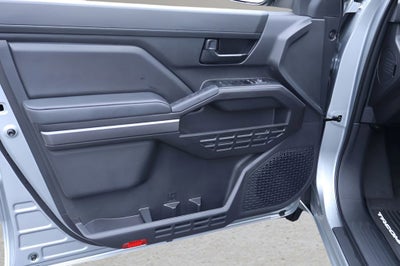 2025 Toyota Tacoma 2WD SR5