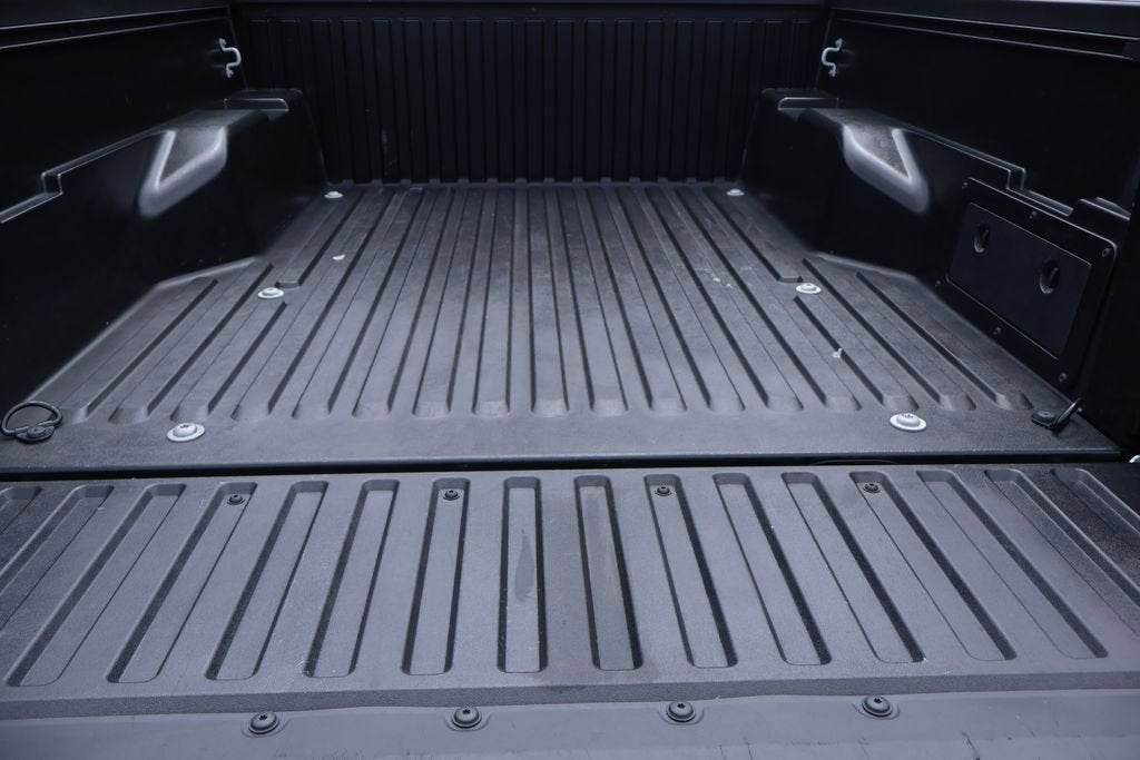 2022 Toyota Tacoma 2WD SR