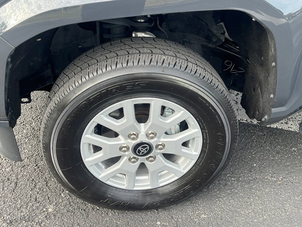 2025 Toyota Tacoma 2WD SR5