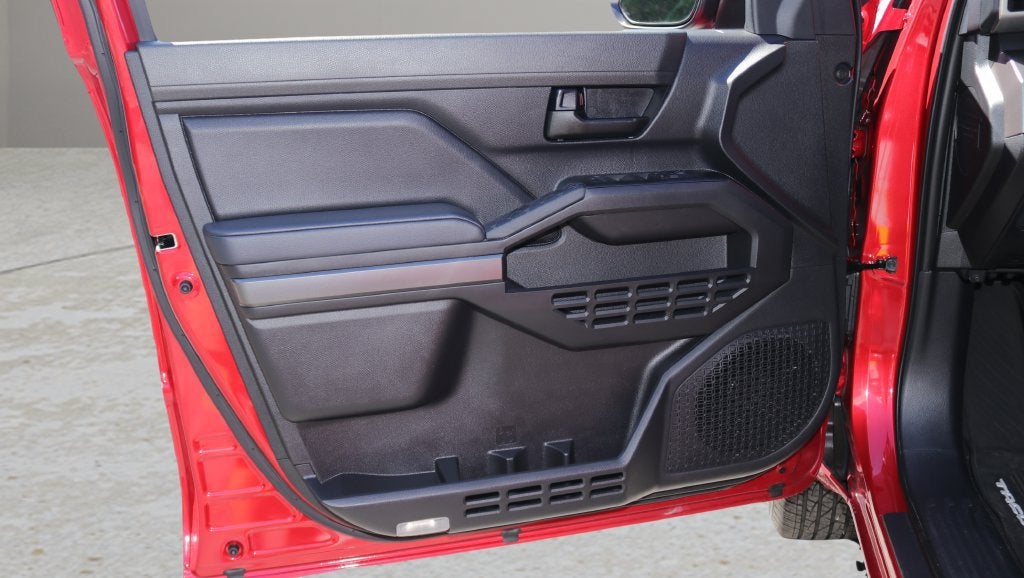 2025 Toyota Tacoma 4WD SR