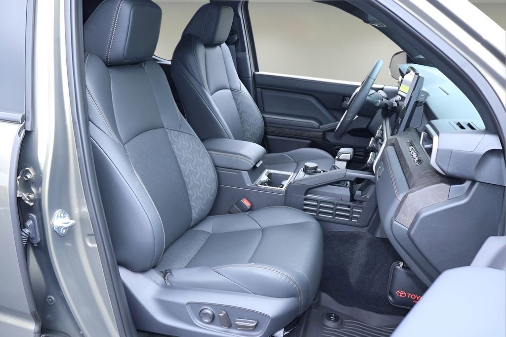 2025 Toyota Tacoma 4WD TRD Sport Hybrid