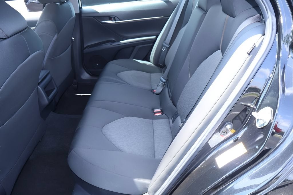 2019 Toyota Camry Hybrid LE