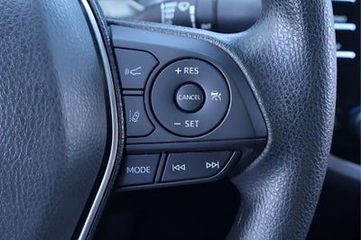 2019 Toyota Camry Hybrid LE