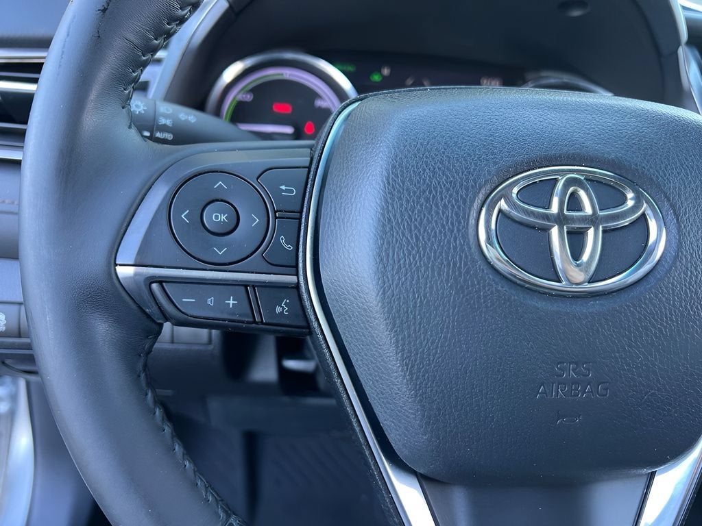 2020 Toyota Camry Hybrid XLE