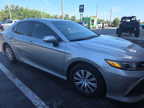 2024 Toyota Camry Hybrid LE