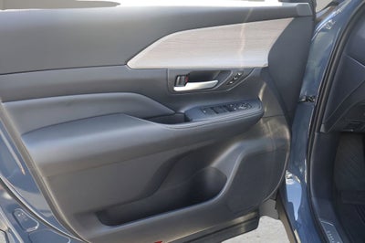 2025 Toyota Grand Highlander XLE