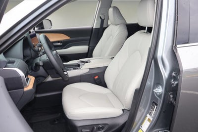 2026 Toyota Grand Highlander LE