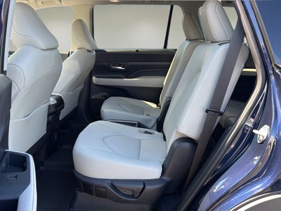 2025 Toyota Grand Highlander XLE