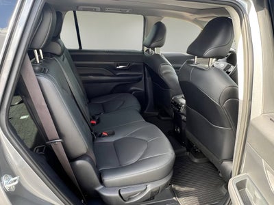 2025 Toyota Grand Highlander Hybrid XLE