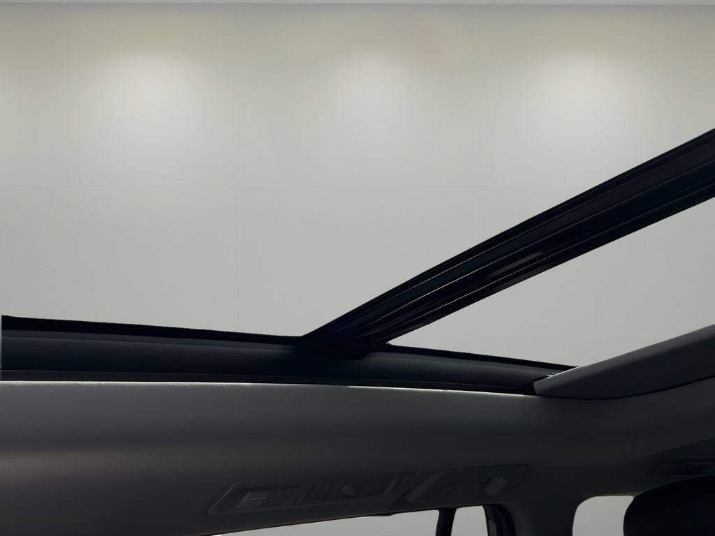 2025 Toyota Grand Highlander Hybrid XLE