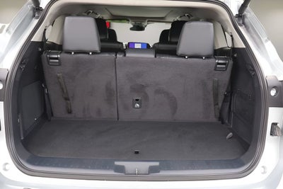 2024 Toyota Highlander Hybrid Platinum