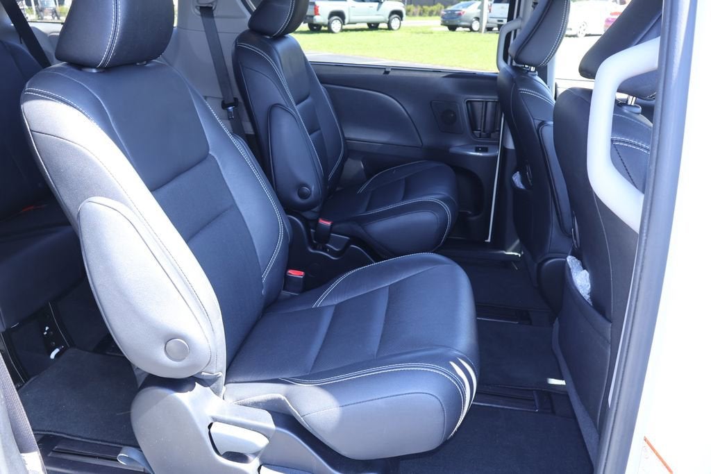 2019 Toyota Sienna SE