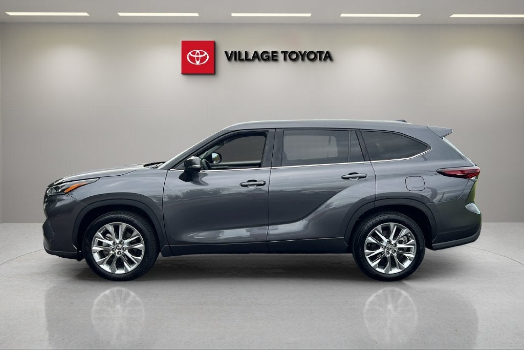2025 Toyota Highlander LE