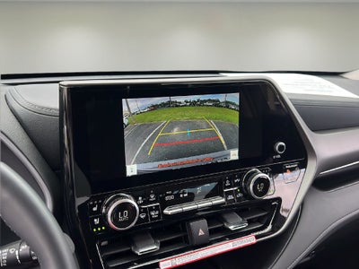 2025 Toyota Highlander LE