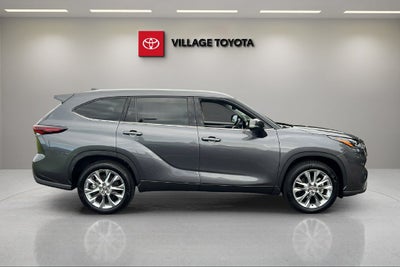 2025 Toyota Highlander LE