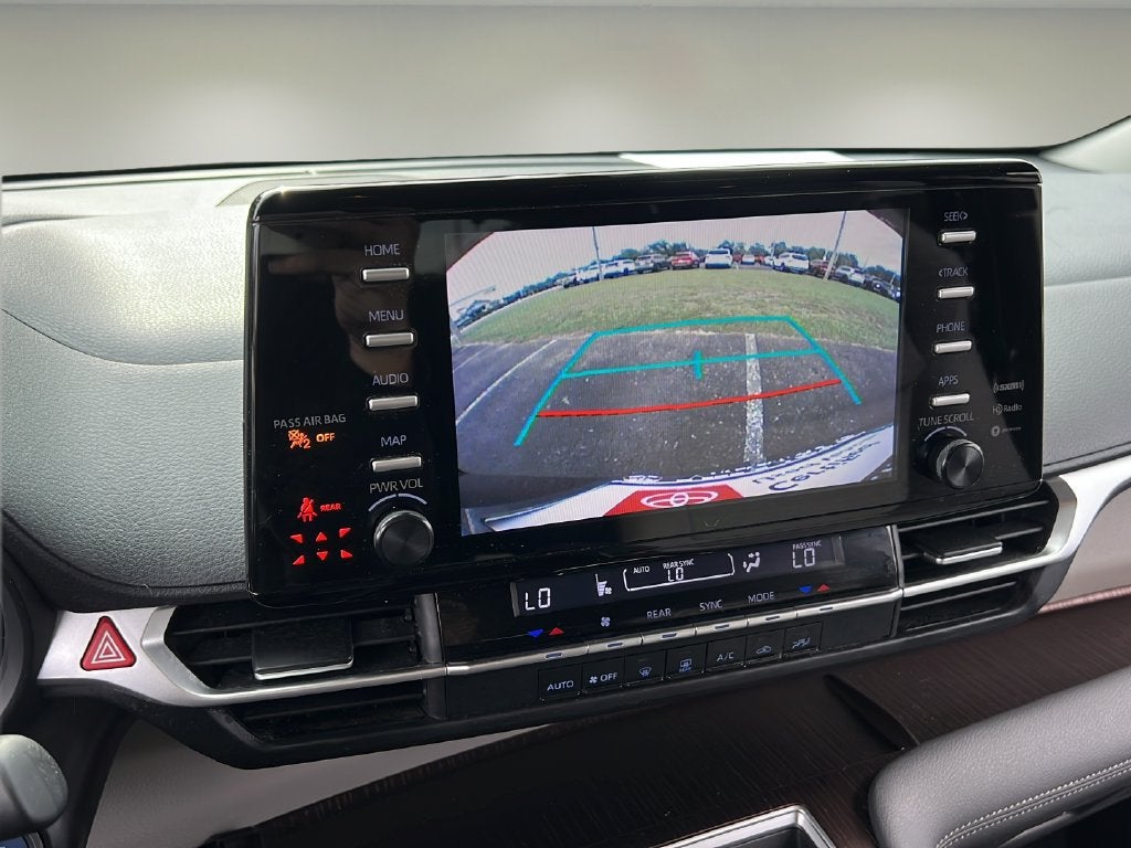 2021 Toyota Sienna LE