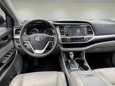 2019 Toyota Highlander SE