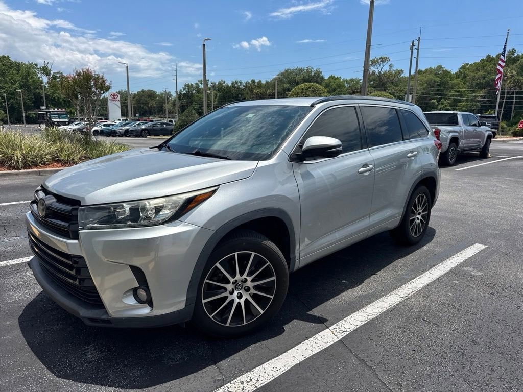 2018 Toyota Highlander SE