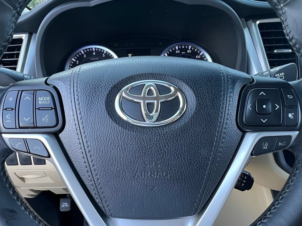 2017 Toyota Highlander XLE