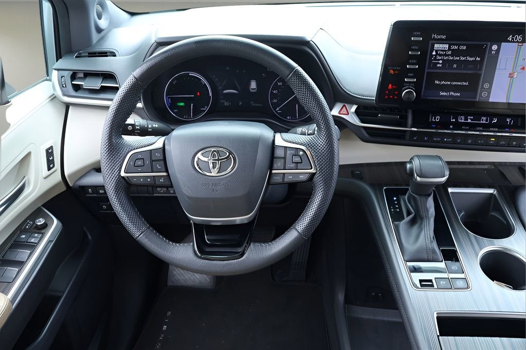 2022 Toyota Sienna Limited