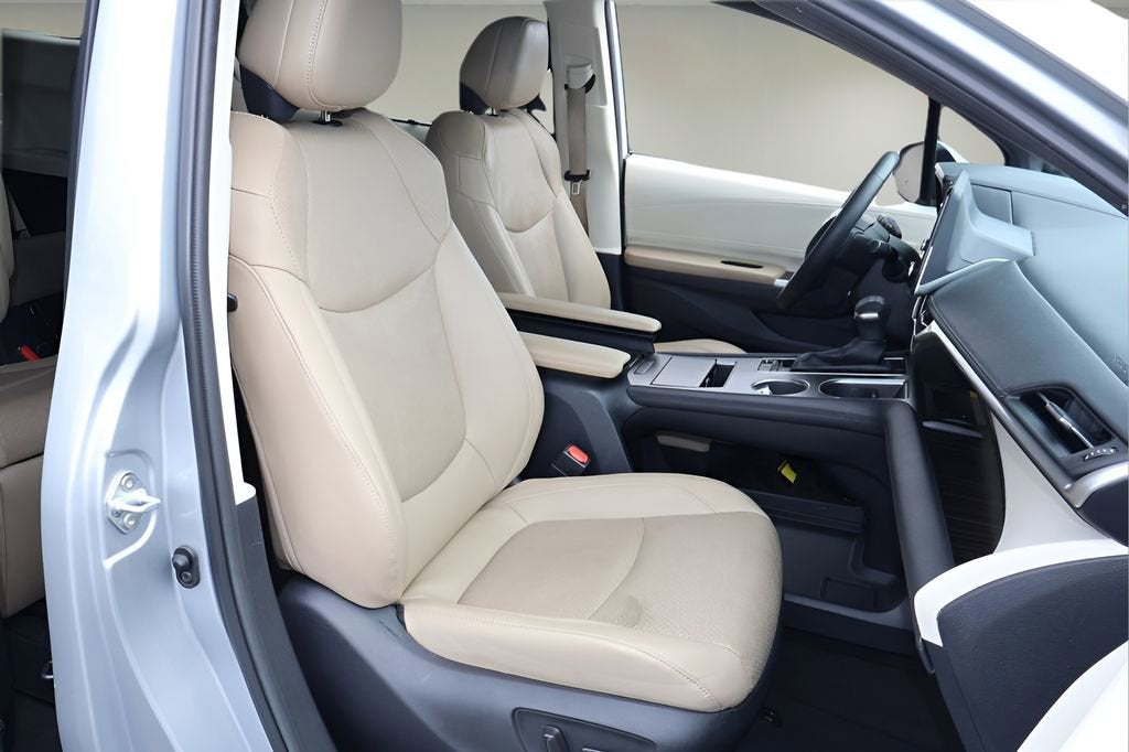 2022 Toyota Sienna Limited
