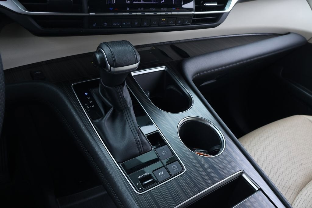 2022 Toyota Sienna Limited