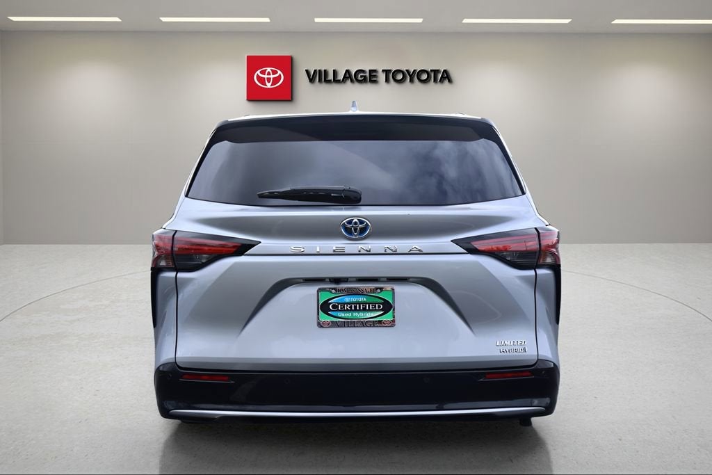 2022 Toyota Sienna Limited