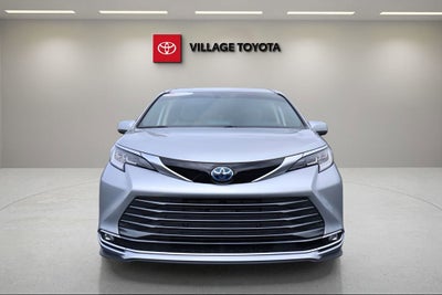 2022 Toyota Sienna Limited