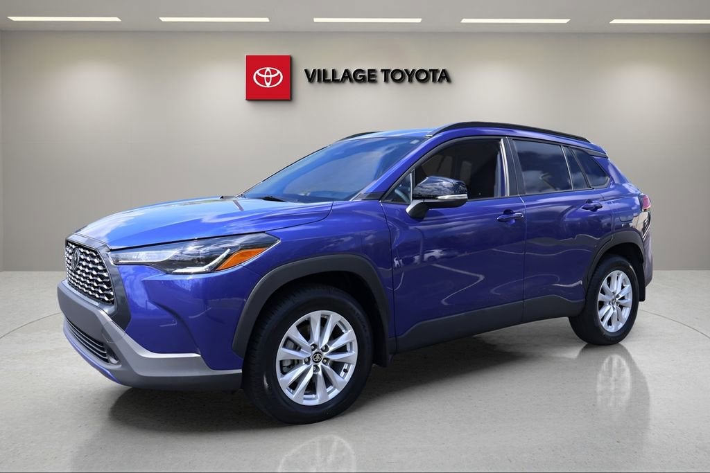 2025 Toyota Corolla Cross LE
