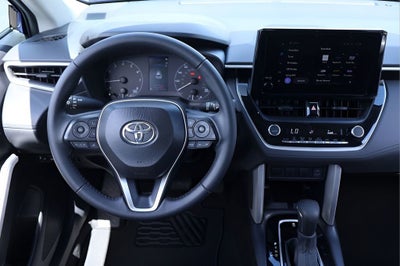 2025 Toyota Corolla Cross LE