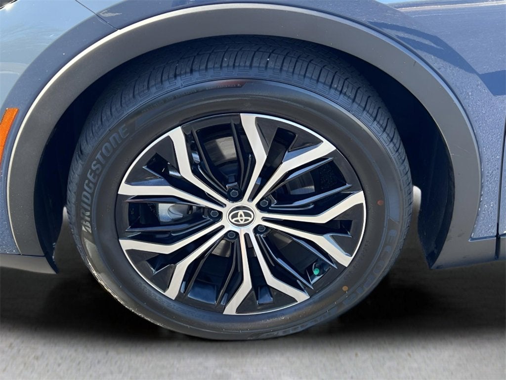 2025 Toyota Crown XLE