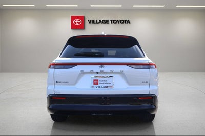 2025 Toyota Crown Signia XLE