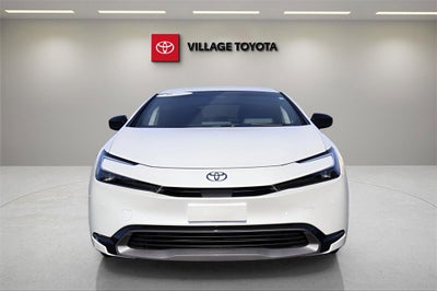 2025 Toyota Prius LE