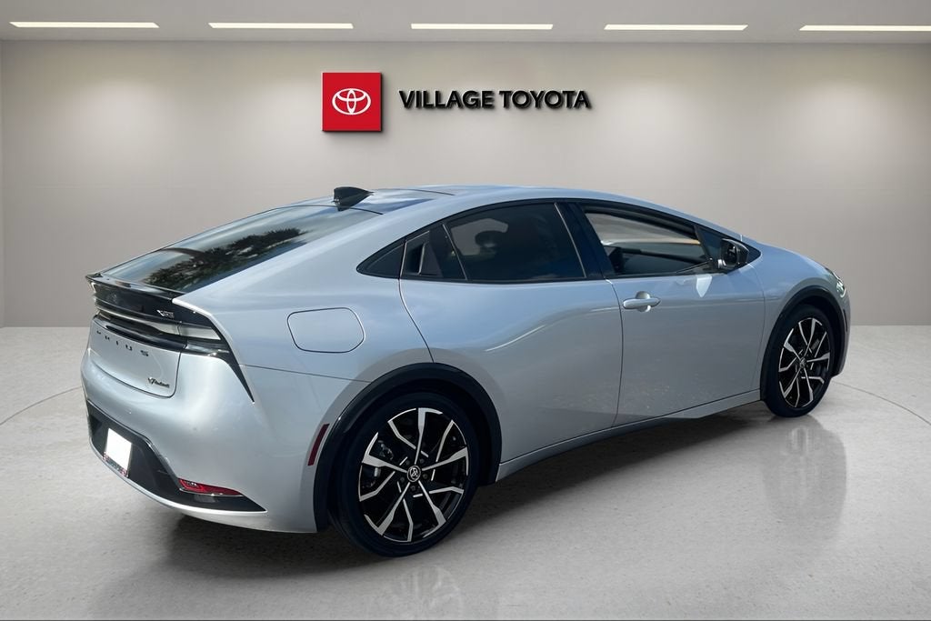 2024 Toyota Prius Prime SE