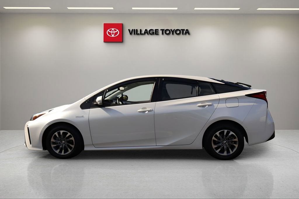 2021 Toyota Prius L Eco