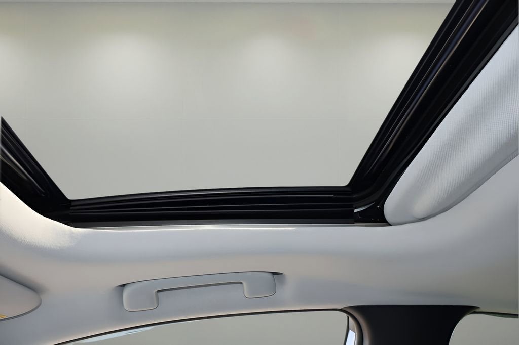 2021 Toyota Prius L Eco