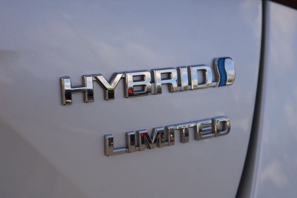 2021 Toyota Prius L Eco