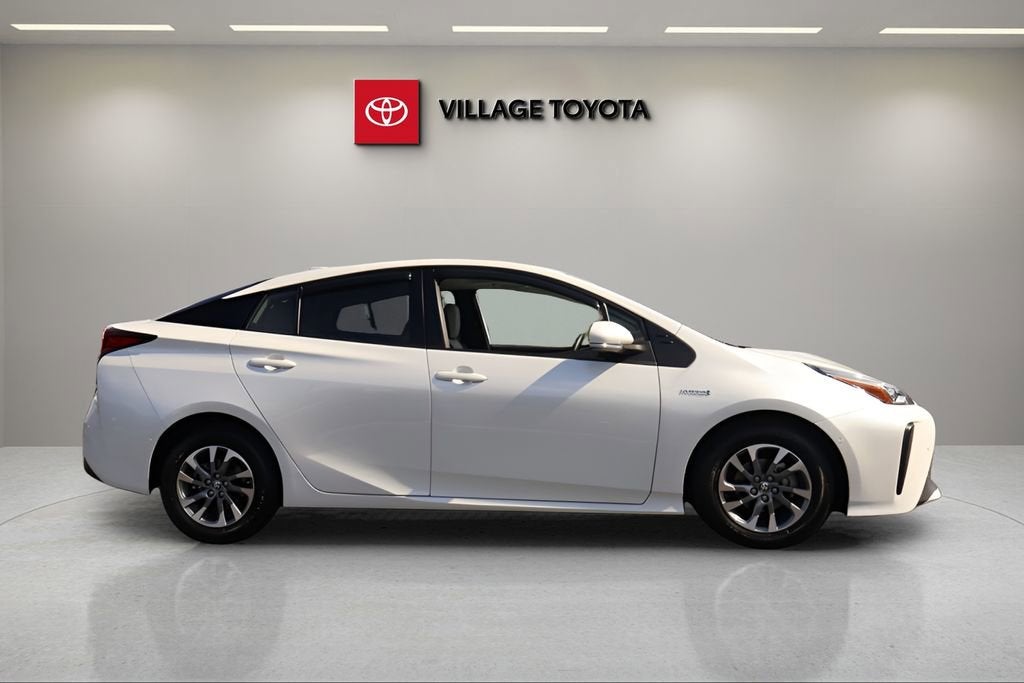 2021 Toyota Prius L Eco