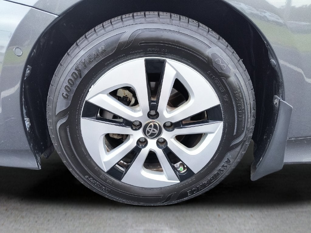 2017 Toyota Prius Two