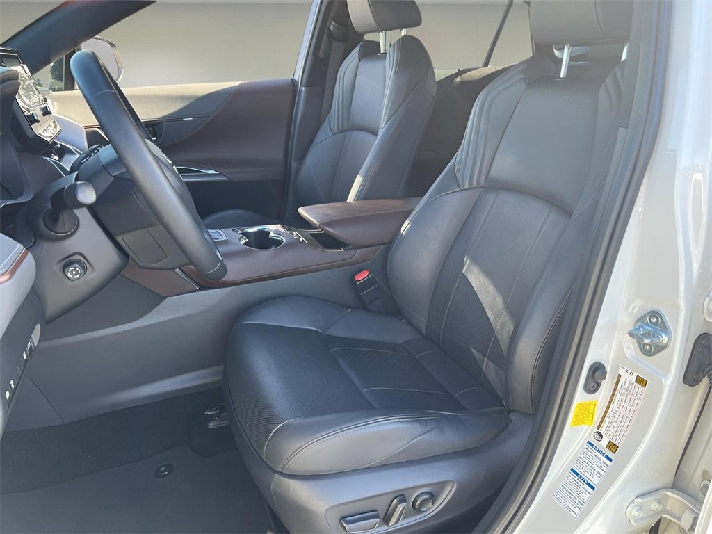 2021 Toyota Venza LE