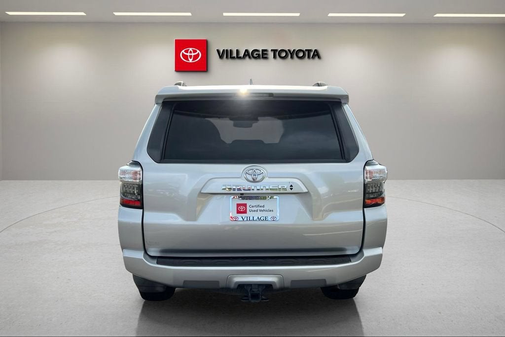 2022 Toyota 4Runner SR5