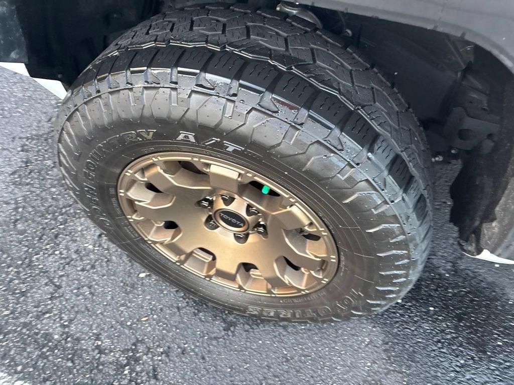 2025 Toyota 4Runner Hybrid TRD Off Road