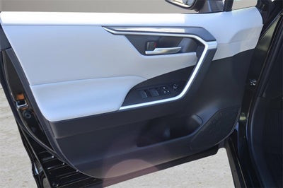 2025 Toyota RAV4 Hybrid XLE Premium