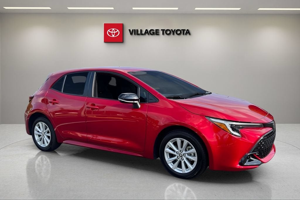 2026 Toyota Corolla Hatchback SE