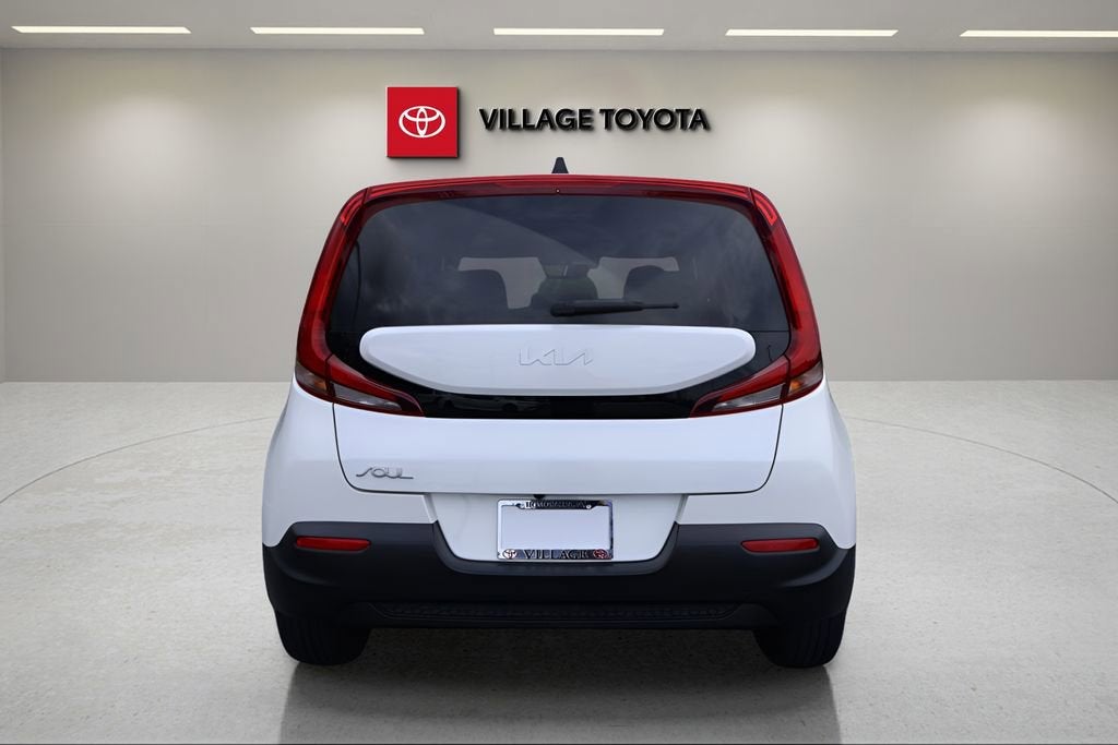 2022 Kia Soul LX