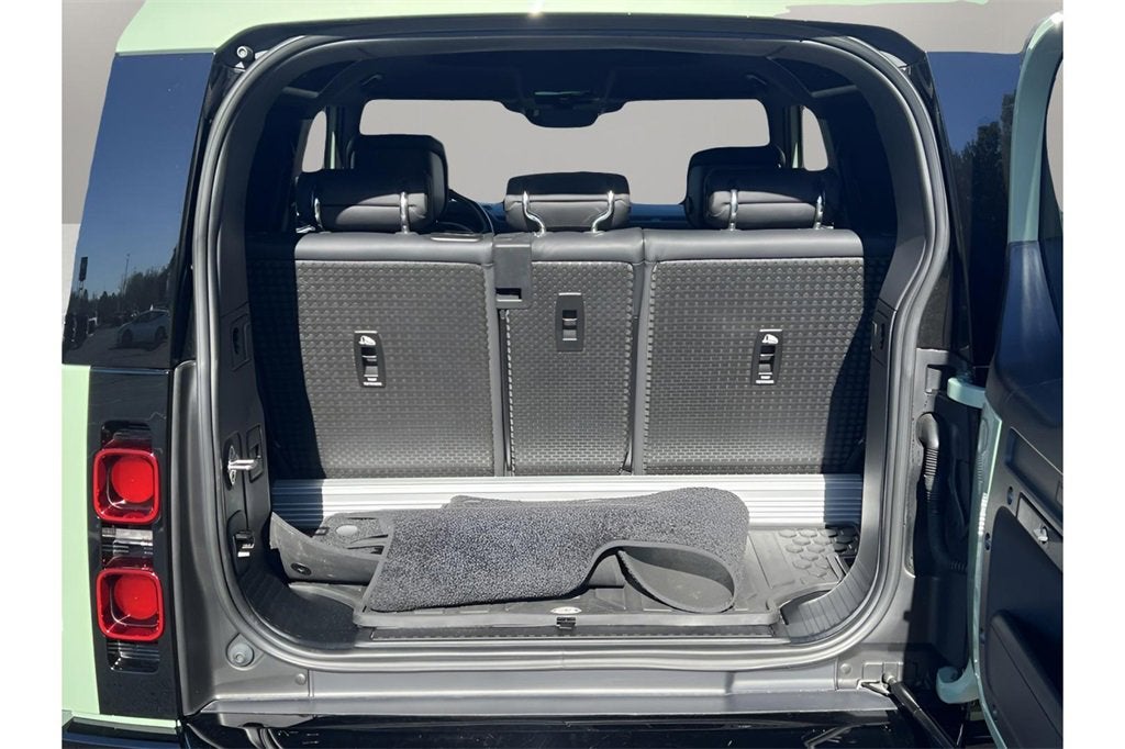 2023 Land Rover Defender 75th Edition